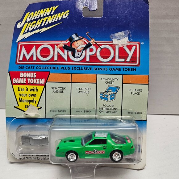 New Johnny Lightning Car Monopoly Series Green 1982 Chevrolet Camaro Z28 Bonus - Picture 2 of 15